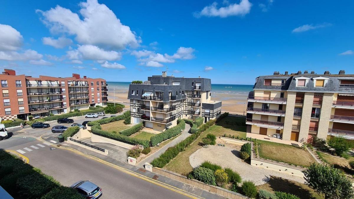 Le Spacieux A Apartment *