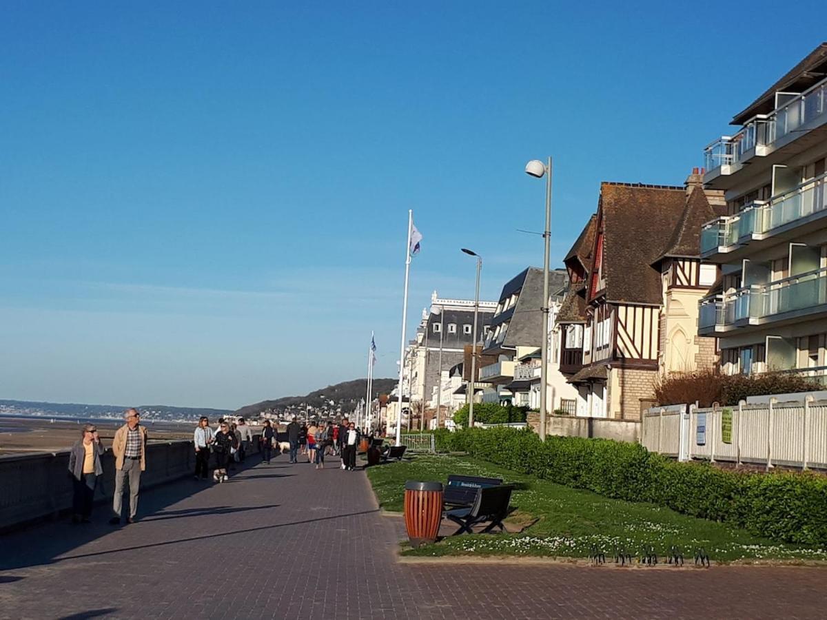 Le Spacieux A * Cabourg